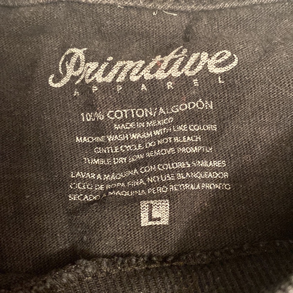 Primitive T-shirt - Picture 4 of 4